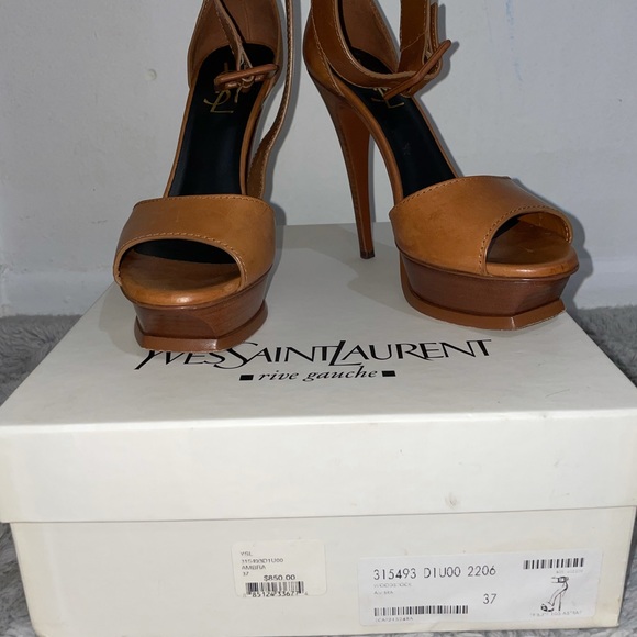 Authentic YSL heels - Picture 4 of 5